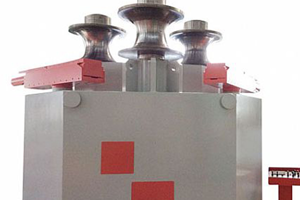 法蘭成型機的組成結構是怎樣的呢